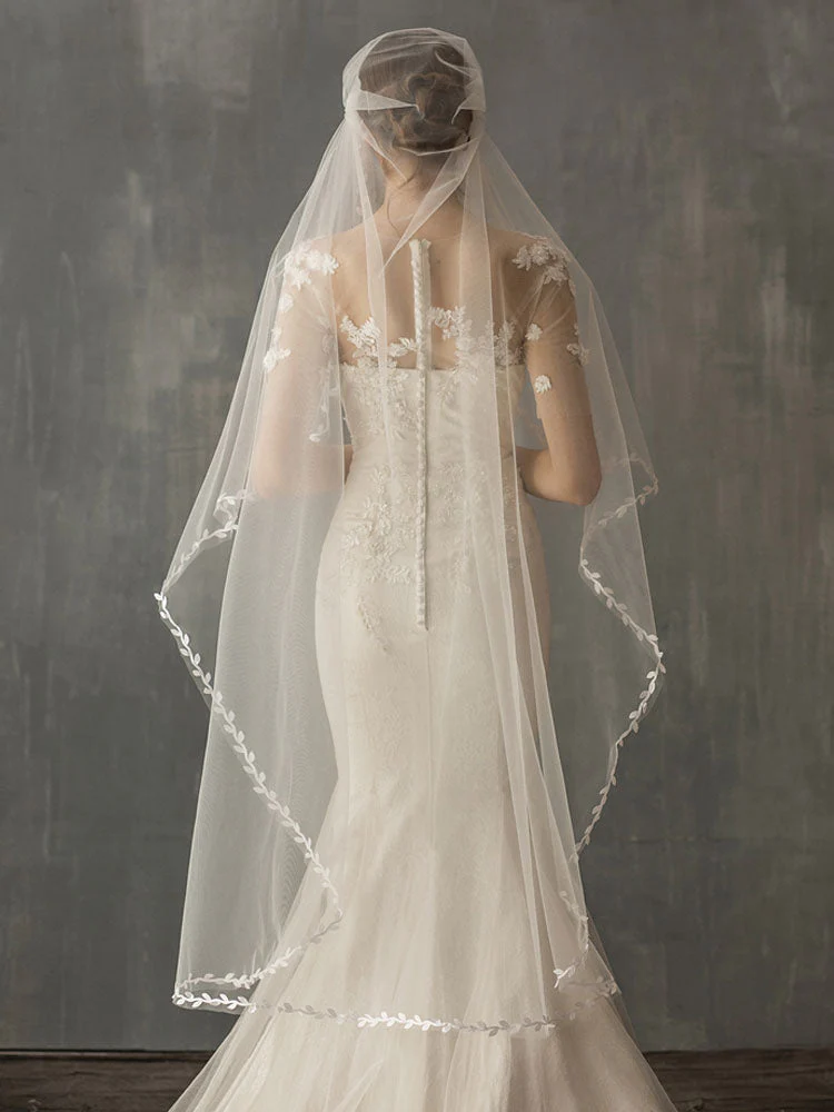 One Tier Piping Tulle Finished Edge Drop Wedding Veil